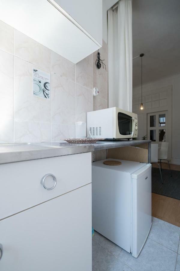Baixa24 •P2L• Apartamento T1 No Centro Historico OOporto Exteriör bild